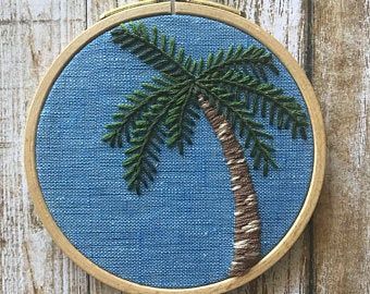 Herb Embroidery, Palm Tree Embroidery, Embroidery Hoop Art Diy, Tree Embroidery, Family Flowers, Pen Pattern, Dmc Embroidery Floss, Hand Embroidery Kit, Hand Embroidery Pattern