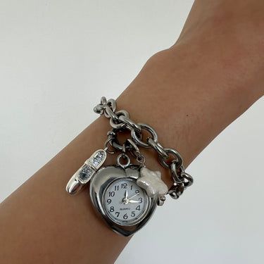 Always Late Watch Bracelet Watch Belt Diy Ideas, Cute Pendants, Chunky Silver Jewellery, Cord Necklaces, Watch Bracelets, Dope Jewelry Accessories, Watch Pendant, Heart Watch, Carabiner Keychain