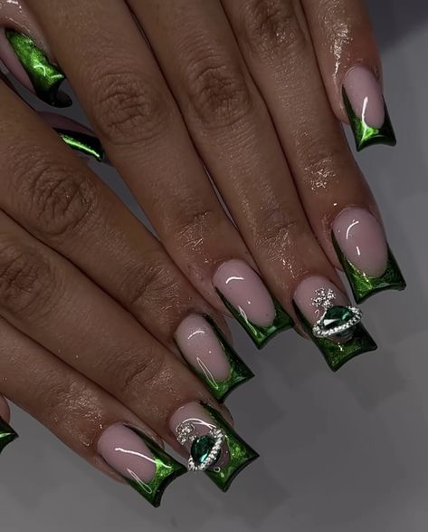 Emerald Green Nails Acrylic Prom Short, Acrylic Toe Nails, Drip Nails, Cute Acrylic Nail Designs, Dope Nail Designs, Short Square Acrylic Nails, Unique Acrylic Nails, Acrylic Nails Coffin Short, Short Acrylic Nails Designs