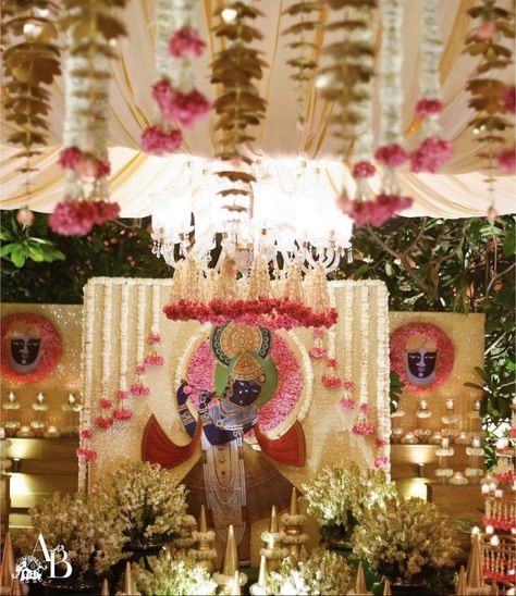 Radha Krishna Theme Decoration, Bhagwat Katha Stage Decoration, Bhajan Sandhya Decoration, Pichwai Decor Wedding, Vrindavan Theme Wedding Decor, Pichwai Theme Wedding Decor, Vrindavan Theme Decor, Kirtan Decoration, Pichwai Decor