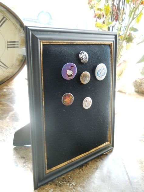 Pinback Button Display  •  Free tutorial with pictures on how to make a bulletin board in under 10 minutes Button Display Ideas, Pinback Buttons Display, Creepy Crafts, Button Display, Button Ideas, Booth Inspiration, Button Maker, Pin Ideas, Buttons For Sale