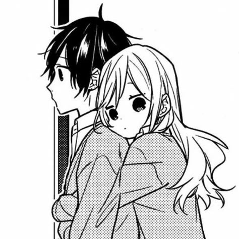 Horimiya Manga Pfp, Back Hug Anime, Manga Hugging, Horimiya Miyamura Manga, Miyamura Manga Icon, Horimiya Manga Icon, Remi And Sengoku, Horimiya Chibi, Manga Hug