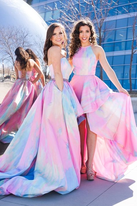 Twilight Wedding Dresses, Rainbow Wedding Dress, Twilight Wedding, Edgy Girls, Fashion Show Dresses, Satin Set, Rainbow Pastel, Rainbow Wedding, Indian Dresses Traditional