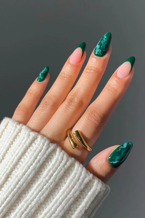 Fall nail trends 2024: 30 designs for all styles 26 Mint Green Nail Polish, Olive Nails, Dark Green Nails, Fall Nail Trends, Green Nail Designs, Cute Nails For Fall, Nail Pops, Almond Acrylic Nails, Fall Nail Art