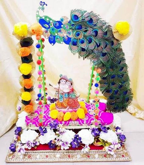 Janmashtami Decoration Ideas Home, Jhula Decoration, Krishna Jhula, Happy Janmashtami Image, Janmashtami Images, Krishna Birthday, Mandir Decoration, Ganesh Chaturthi Decoration, Thali Decoration Ideas