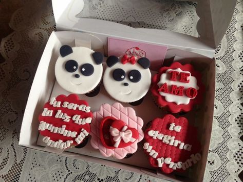 Cupcakes Aniversario, Panda Cupcakes, Love Panda, Cake Ideas, Fondant, Cupcake, Sugar Cookie, Valentines, Cake