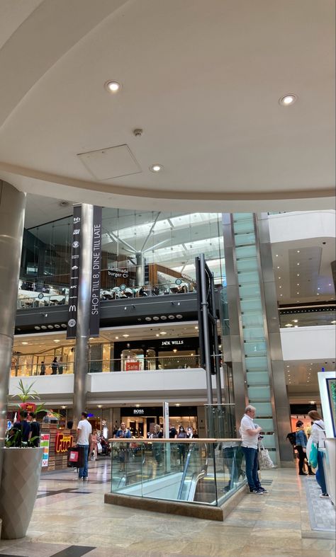 Bluewater Shopping, Trafford Centre, Arab Beauty, Shopping Centre, 13th Birthday, Southampton, Shopping Center, Bucket List, England