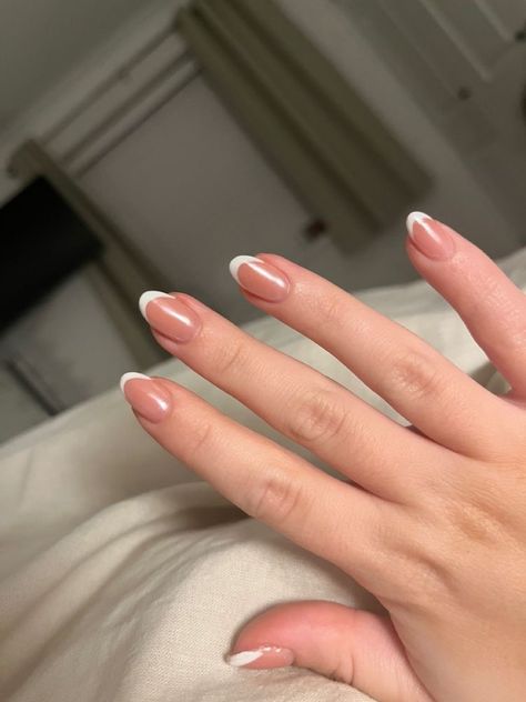 Oval Nail, Instagram Bio Quotes, Oval Nails, Elegant Nails, Simple Nails, Nails Inspiration, Pretty Nails, Cute Nails, Nail Inspo