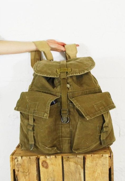 Army Rucksack, Festival Jacket, Army Pants, Victorinox Swiss Army, Army Shirts, Army Jacket, Vintage Military, Canvas Designs, Green Wool