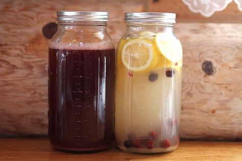 Fermented Soda, Kvass Recipe, Fermented Beverages, Whey Recipes, Lacto Fermented, Fizzy Drinks, Prep Food, Drink At Home, Homemade Soda