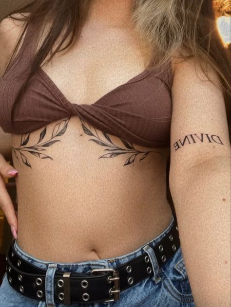 Tattoos Simplistic, Tattoo Bicep, Tattoos Dainty, Bicep Tattoo Women, Underboob Tattoo Designs, Tattoos Pretty, Stomach Tattoos Women, Rib Tattoos For Women, Torso Tattoos