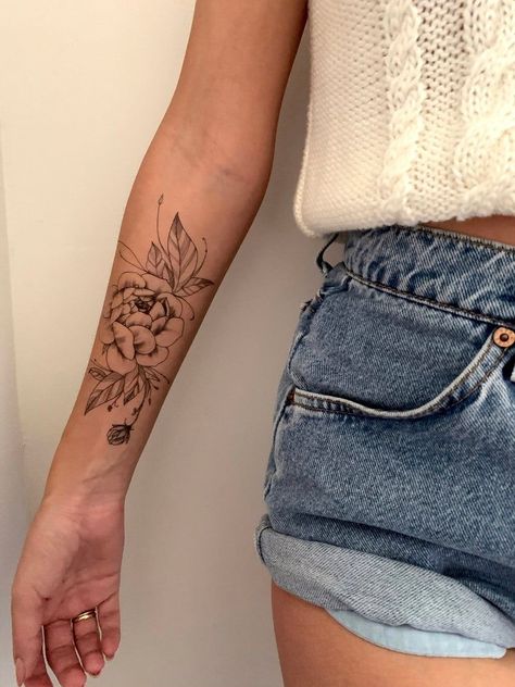 Tatouage avant-bras pour femme. Forearm Tattoo Women Inner, Inner Forearm Tattoo, Large Temporary Tattoos, Temp Tattoo, Wrist Tattoos For Women, Arm Tattoos For Women, Girly Tattoos, Sleeve Tattoos For Women, Tattoo Set