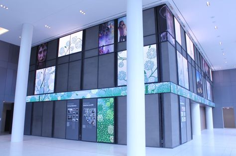 This Exton digital sign company is behind the dynamic media wall at NPR's new HQ - Technical.ly Philly Digital Media Wall, Television Wall, Living Room Lighting Design, Digital Projection, Digital Sign, Digital Screen, Digital Signs, Sign Company, Media Wall