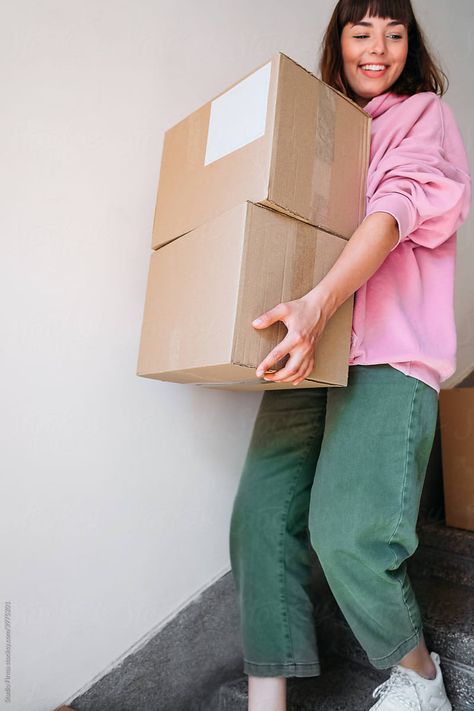 Carrying A Box Reference, Carrying Box Pose Reference, Holding A Box Reference, Holding Box Reference, Human Posing, Posing Reference, Carrying Boxes, All About That Bass, Room Refresh