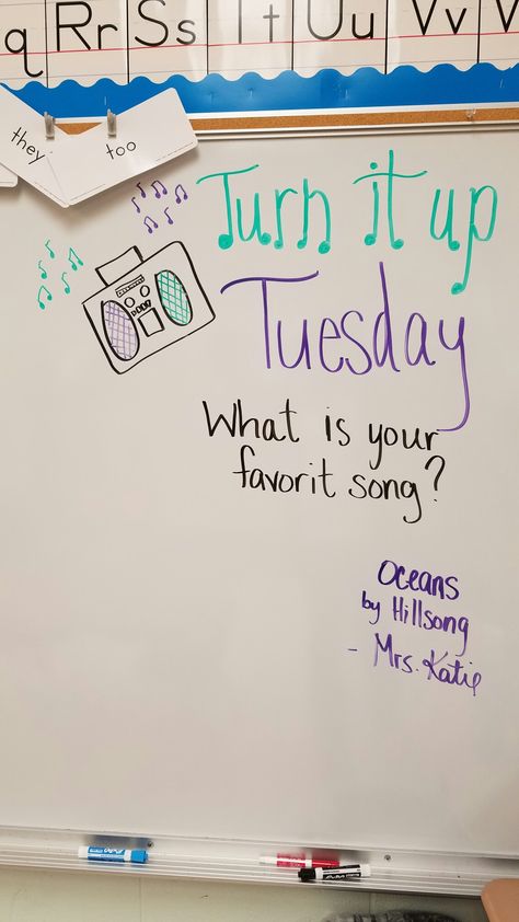 Tuesday Whiteboard Ideas, Tuesday Question Of The Day Classroom, Morning Messages Classroom, Ckh Launch Ideas, Morning Questions, Whiteboard Activities, Whiteboard Prompts, Whiteboard Questions, Morning Writing