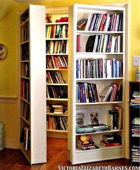 Lots Of Books, Bookcase Door, Secret Room, Hidden Rooms, Home Libraries, Secret Rooms, House Projects, Home Library, Book Shelf