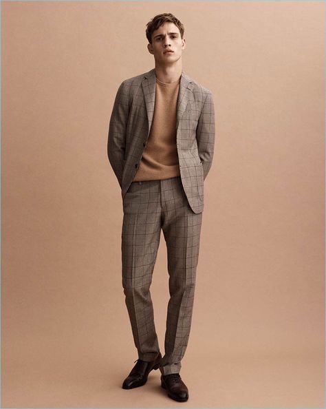 Channeling 60s style, Julian Schneyder dons a check suit by Massimo Dutti. 60s Style Men, Casual Suit For Men, Brent Antonello, Street Style Boy, 60s Look, Woodford Reserve, Tan Suit, Old School Fashion, Mens Fashion Work