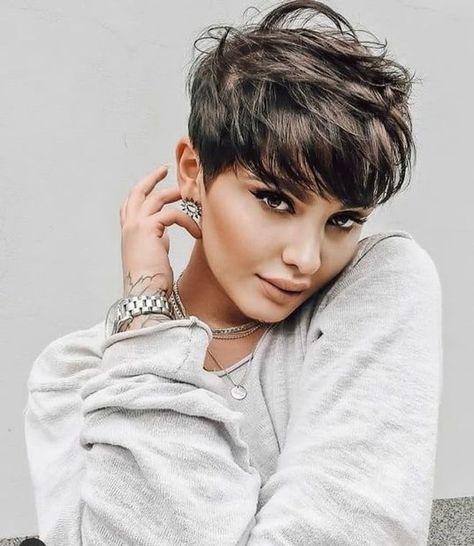 Free Hairstyle, Edgy Short Haircuts, Long Hairstyle, Hairstyle Trends, Short Pixie Haircuts, Haircuts For Fine Hair, Short Hair Styles Pixie, Orange Hair, Winter Hairstyles