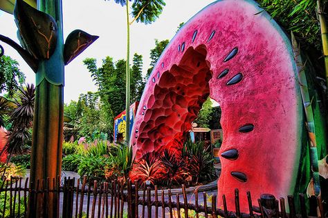 Outdoor Toilet, Disney California Adventure Park, Cement Art, Disney Rides, Carnival Rides, Giant Food, A Bug's Life, Coconut Grove, Disney Designs