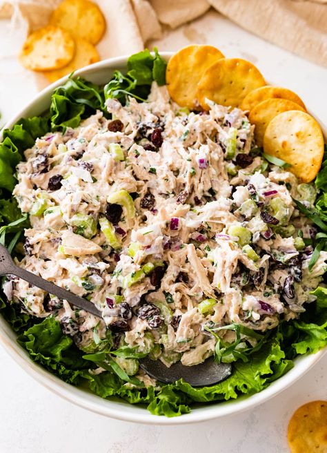 Tarragon Chicken Salad - Eating Bird Food Tarragon Recipes, Protein Salad Recipes, Tarragon Chicken Salad, Greek Yogurt Chicken Salad, Yogurt Chicken Salad, Tarragon Chicken, Greek Yogurt Chicken, Slow Cooker Shredded Chicken, Eating Bird Food