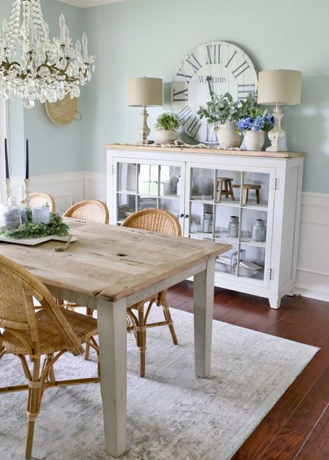 Adding Coastal Decor in the Dining Room - CuterTudor Coastal Farmhouse Table And Chairs, Coastal Farmhouse Dining Room Decor, Coastal Kitchen Table And Chairs, Coastal Cottage Dining Room, Grandma Coastal Decor, Coastal Dining Room Table, Coastal Dining Room Ideas, Coastal Farmhouse Dining Room, Grandma Decor