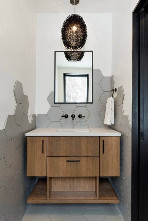 50 Picture-Perfect Powder Rooms in 2021 Powder Room Ideas Modern, Powder Bathroom Ideas, Powder Room Tile, Contemporary Powder Room, Hexagonal Tiles, Modern Powder Room, Powder Room Design, Fine Living, Powder Rooms