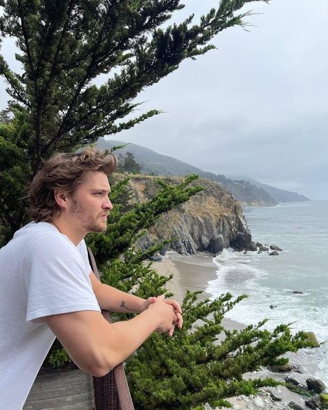 Luke Grimes (@lukegrimes) • Instagram photos and videos Fifty Shades Cast, Jj Lin, Yellowstone Series, Luke Grimes, Cole Hauser, Airport Pictures, New Photo Download, Editing Background, Keanu Reeves