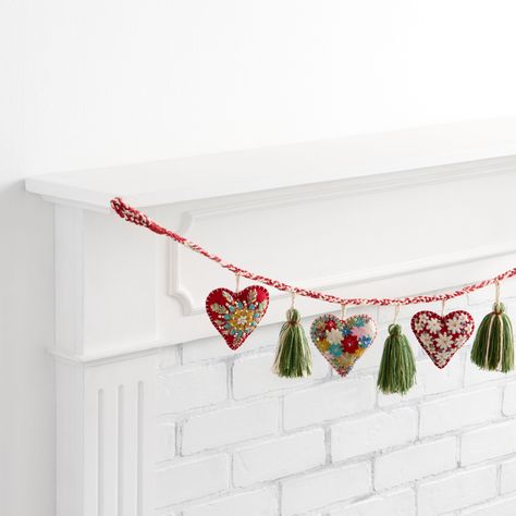 Fabric strip garland