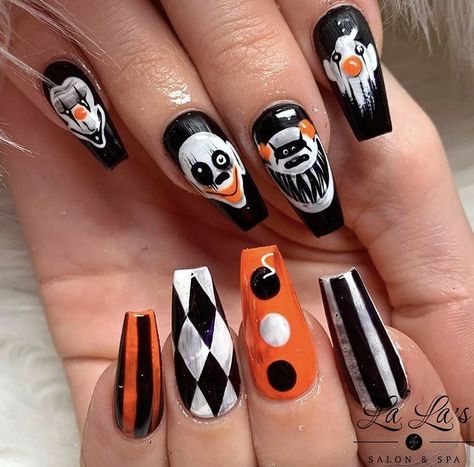 Black And White Clown Nails, Clown Nails Halloween, Scary Clown Nails, Killer Clown Nails, Clown Nails Acrylic, Halloween Clown Nails, Circus Nails Designs, Clown Halloween Nails, Clown Nails Designs