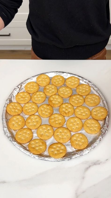 How did I not know this candy trick? | How did I not know this candy trick? I make christmas candy with ritz crackers. | By Justine Kameron | Facebook Pecan Biscuits, Ritz Cracker Dessert, Justine Kameron, Kristin's Friends, Ritz Cracker Recipes, Cracker Candy, Caramel Treats, Cracker Toffee, Cookies Holiday