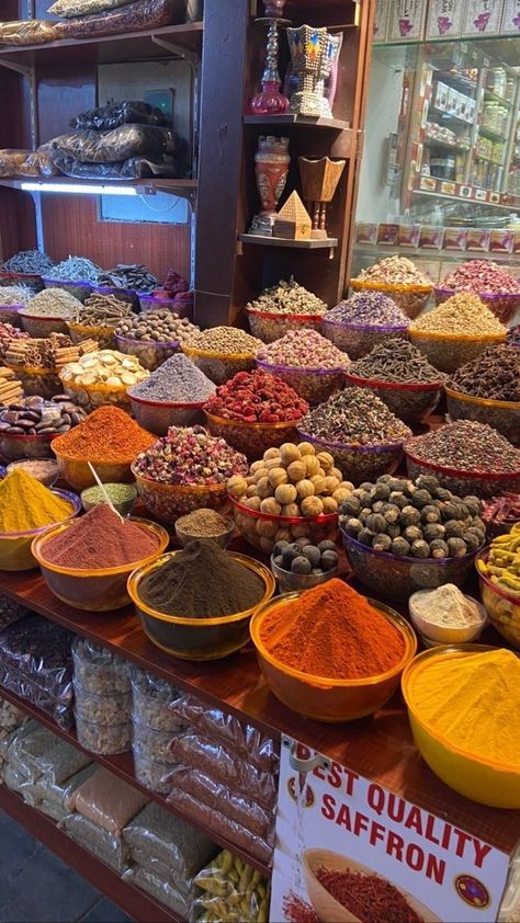 Spices List For Kitchen, Arabic Market, Korean Dishes, Moroccan Food, Reduce Food Waste, Indian Spices, Food Shop, Food App, Beautiful Food