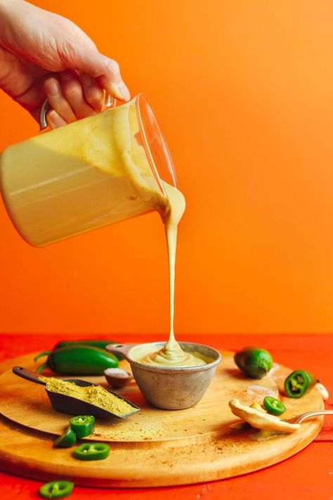 CREAMY Roasted Jalapeno Vegan Queso! 7 ingredients, spicy, flavorful, SO delicious! #vegan #glutenfree #plantbased Nacho Salat, Vegan Queso, Roasted Jalapeno, Food Photoshoot, Vegan Dip, Vegan Sauces, Nutritional Yeast, Vegan Cheese, Vegan Eating