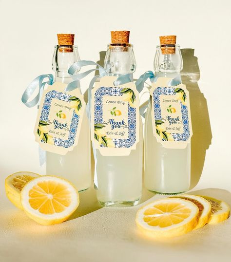 She Found Her Main Squeeze 🍋 Party Favours 🍋 Lemon Drop 2 Ounces Vanilla- Infused vodka 1 Ounce freshly squeezed lemon juice 🍋 1/2 ounce simple syrup Shake over ice 🧊 Bottles and corks from the dollar store Edit and download tags for free from my site #lemonparty #lemonparty🍋 #shefoundhermainsqueeze #lemonpartydecor #lemonpartyfavors #bridalshower #bridalshowerideas Main Squeeze Birthday Party, She Found Her Main Squeeze Bridal Party Favors, She Found Her Main Squeeze Bachelorette Party, Bridal Shower She Found Her Main Squeeze, Main Squeeze Bachelorette Party, She Found Her Main Squeeze Bridal Party, Main Squeeze Bridal Shower Lemon, Lemon Bachelorette, Main Squeeze Bachelorette