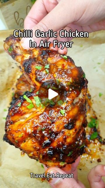 Khadija Siddiqui on Instagram: "Chilli Garlic Chicken In Air Fryer? 🤌🤌

💥My 3 Air Fryer E-books are linked in my linktree. (Link in my bio).

Ingredients and steps:

2 large pieces of chicken 
1 tsp salt
1 tsp black pepper 
1 tsp red chilli flakes 
1 tbsp dark soy sauce 
1 tbsp white vinegar 
2 tbsp chilli garlic sauce 
1 tbsp oyster sauce 
1 tsp garlic granules 
1 tsp paprika 
1 tbsp minced garlic 
2 tbsp oilCoat the chicken 
Marinate for half an hour. Air fry at 180ºC for 25 minutes. Flip after 25 minutes. Air fry for another 5 minutes.

Enjoy with some fries rice 😌

@chefwithpalette 

#chicken #airfryerchicken #airfryer #airfryerrecipes #foodie #dinner #foodporn #trending #yummy #recipe #reels #reelsinstagram #explore" 5 Spice Chicken, Chicken Airfryer, Chicken In Air Fryer, Innovative Recipes, Chicken Marinate, Meal Prep Chicken, Salad Dip, Air Fryer Recipes Chicken Breast, Dark Soy Sauce