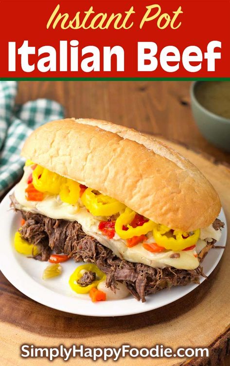 Instant Pot Italian Beef, Rice Pressure Cooker, Instapot Ideas, Instant Pot Italian, Italian Beef Recipes, Easy Sandwich, Ip Recipes, Italian Beef Sandwiches, Beef Sandwiches