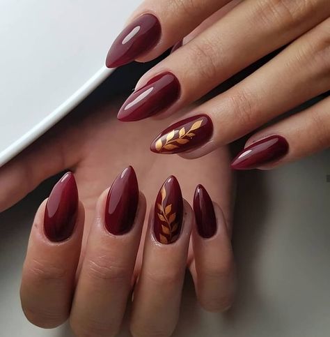 November Nails Fall, Fall Almond Nails, November Nail Designs, Winter Dark, Dark Nail, Fall Nail Polish, Simple Fall Nails, Nail Polish Colors Fall, Maroon Nails