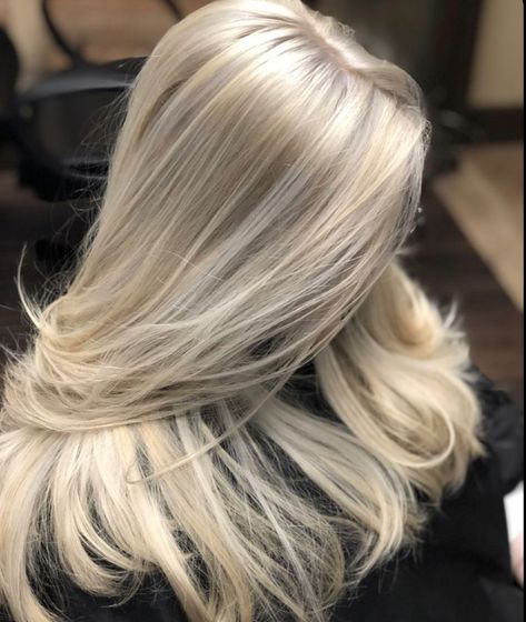 Platinum Blonde Hairlights, White Gold Blonde Hair, Ivory Hair Color, Icy Platinum Blonde Hair Balayage, Light Blonde Hair Balayage, Satin Blonde Hair, Platnomblonde Hair, Blonde Hair Platinum Highlights, Fully Blonde Hair