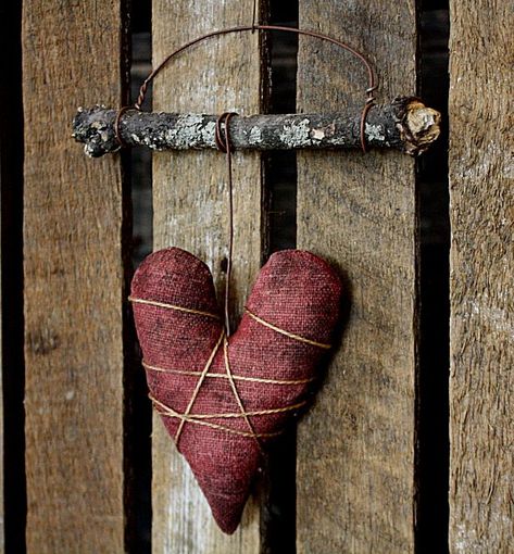 DIY Primitive Heart & Twig  Ornie (Inspiration Only. No Pattern or Instructions.) Primitive Valentine, Humble Heart, Fabric Hearts, Fabric Heart, Heart Day, I Love Heart, Primitive Crafts, Heart Crafts, Heart Wall