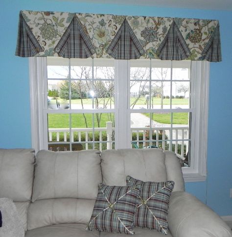 button back pleated valance Pleated Valance, Box Pleat Valance, Valance Patterns, Country Curtains, Kitchen Window Treatments, Valance Window Treatments, Curtain Ideas, Curtain Valance, Custom Window Treatments