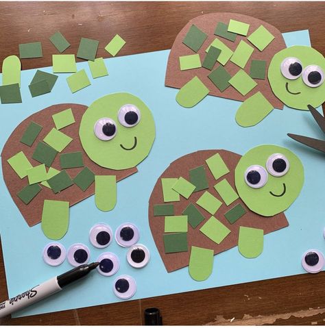 Summer Preschool Crafts, Turtle Crafts, Toddler Craft, K Crafts, Toddler Art Projects, Summer Preschool, Toddler Arts And Crafts, Pond Life, Preschool Arts And Crafts