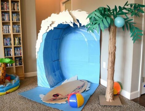 Beach Theme Party Ideas, Beach Theme Desserts, Homecoming Hallways, Beach Carnival, Decoration Surf, Surf Birthday Party, Beach Theme Party, Surf Birthday, Theme Party Ideas