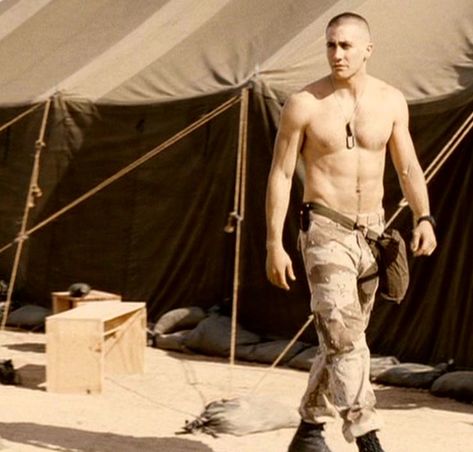 Jake Gyllenhaal     2005 Jarhead Jarhead Jake Gyllenhaal, Jake Gyllenhaal Jarhead, Jarhead Movie, Young Jake Gyllenhaal, Jake Gyllenhaal Body, Jake Gyllenhaal Shirtless, James Dean Photos, Jake G, Invincible Comic