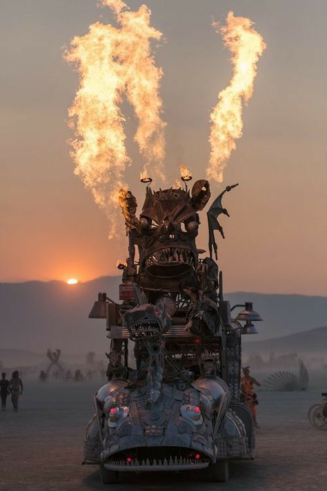 Burning Man Photography, Burning Man 2022 Art, Burning Man Aesthetic, Burning Man 2017, The Burning Man, Burning Man 2015, Burning Man Art, Burning Men, Sydney Beaches