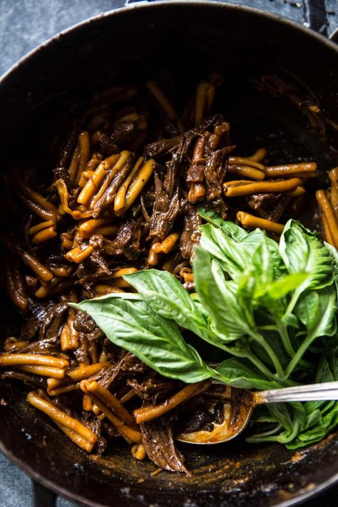 Korean Braised Short Rib and Kimchi Pasta. Kimchi Pasta, Farfalle Pasta Recipes, Korean Braised Short Ribs, Short Rib Chili, Korean Short Ribs, Roy Choi, Korean Side Dishes, Short Rib, Braised Short Ribs