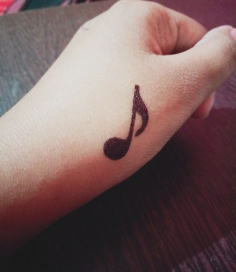 Music Hand Tattoo, Hanna Tattoo, Hand Tattoos For Women, Music Tattoo, Hand Tattoo, Henna Designs, Simple Tattoos, Infinity Tattoo, Hand Tattoos