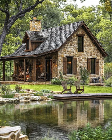 Small Cottage Homes, Stone Cottages, Cottage Exterior, House On The Rock, Small Cottage, Stone Cottage, Tiny House Cabin, Cabins And Cottages, Cabin Life