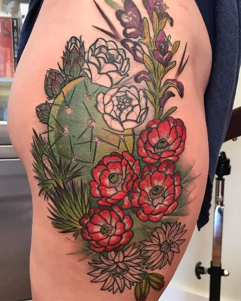 Cactus Flower Tattoo, Orchid Flower Tattoos, Arizona Tattoo, Cactus Tattoo, Mark Tattoo, Flower Bundle, Tattoo Traditional, Blossom Tattoo, Tattoo Cover-up