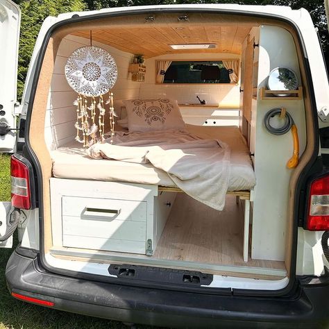 Maxime | One of the best 2021… | Instagram Tiny Van Conversion, Small Van Conversion Ideas Layout, Small Van Conversion, Caravan Layout, Micro Van, Van Renovation, Portable Homes, Ford Transit Connect Camper, Berlingo Camper