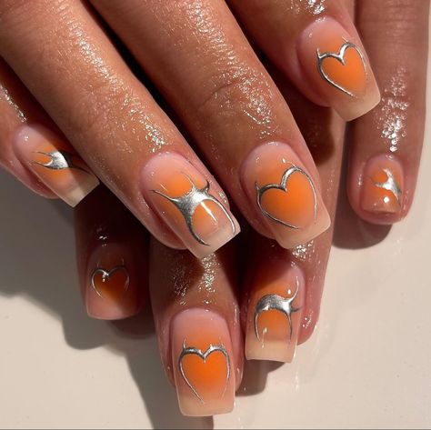 Orange Chrome Halloween Nails, Orange Metallic Nails, Orange Gel Nail Designs, Burnt Orange Nails Acrylic, Nail Design Orange, Burnt Orange Nails Designs, Orange And Purple Nails, Cute Orange Nails, Nails Design Orange