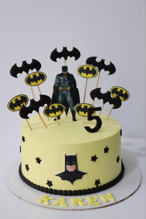 Birthday Cake Batman, Batman Pasta, Batman Cake Design, Batman Cake Topper, Batman Birthday Cakes, Batman Cake, Batman Birthday Party, Batman Party, Superhero Cake